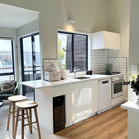 Luxury Retreat Ultimate Location - 2 Bedrooms 2 Bathrooms ماوْنت مونغانيو المظهر الخارجي الصورة