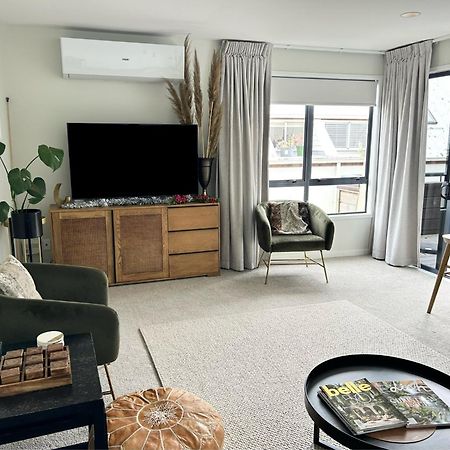 Luxury Retreat Ultimate Location - 2 Bedrooms 2 Bathrooms ماوْنت مونغانيو المظهر الخارجي الصورة